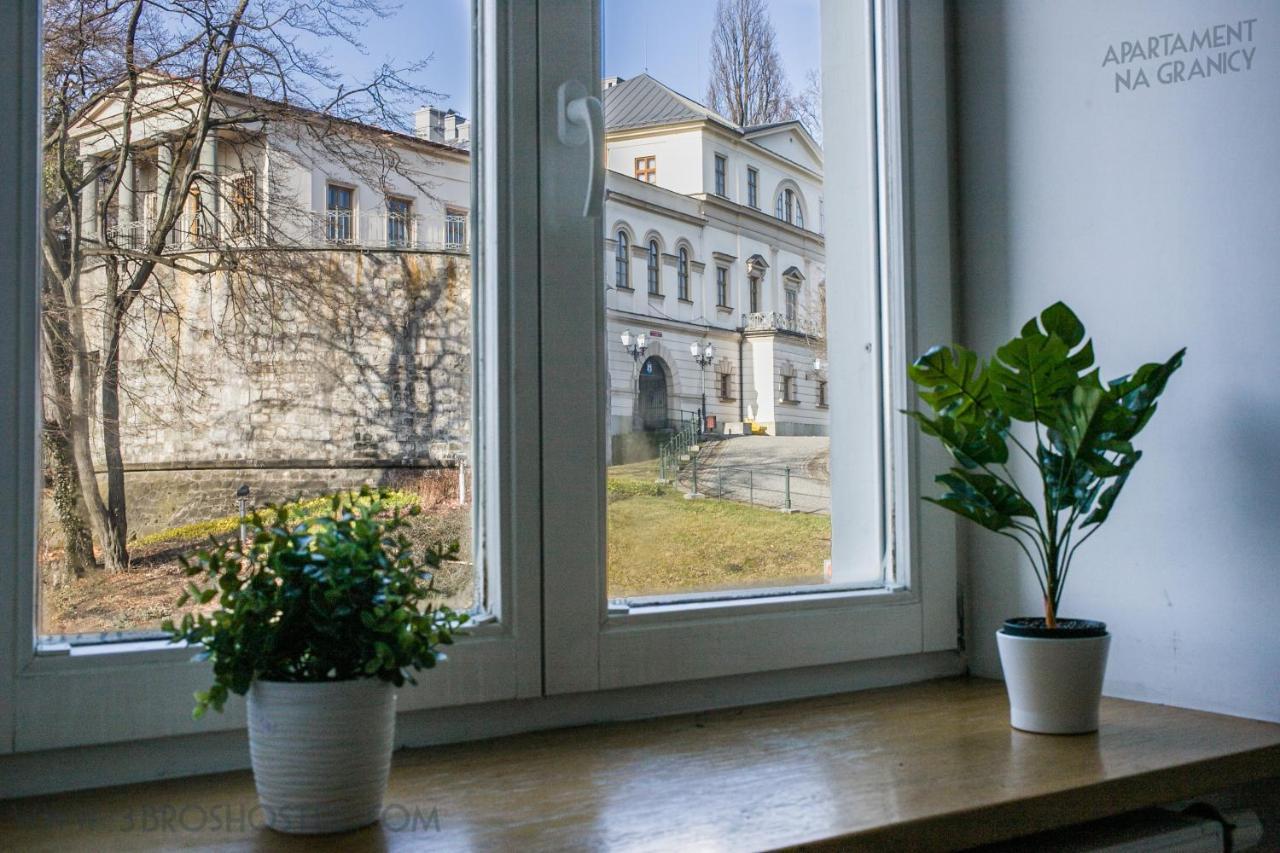 Apartament Na Granicy / Apartment On The Border تشيشين المظهر الخارجي الصورة