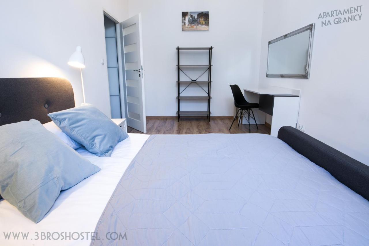 Apartament Na Granicy / Apartment On The Border تشيشين المظهر الخارجي الصورة